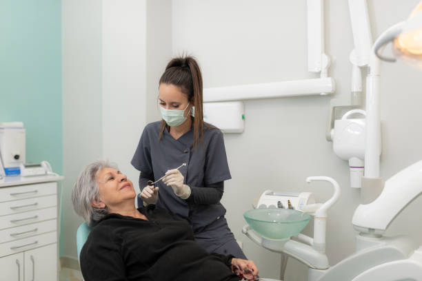 Best Pediatric Emergency Dentist in Heritage Village, CT